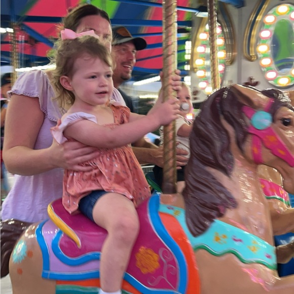 Meet your Posher, Sherri - Picture 8 of 16